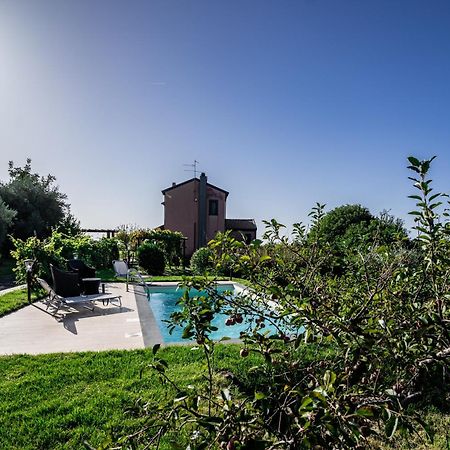 Nake Residenza Artistica Villa Sant'Alfio Ngoại thất bức ảnh
