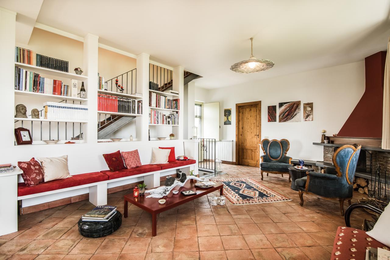 Nake Residenza Artistica Villa Sant'Alfio Ngoại thất bức ảnh