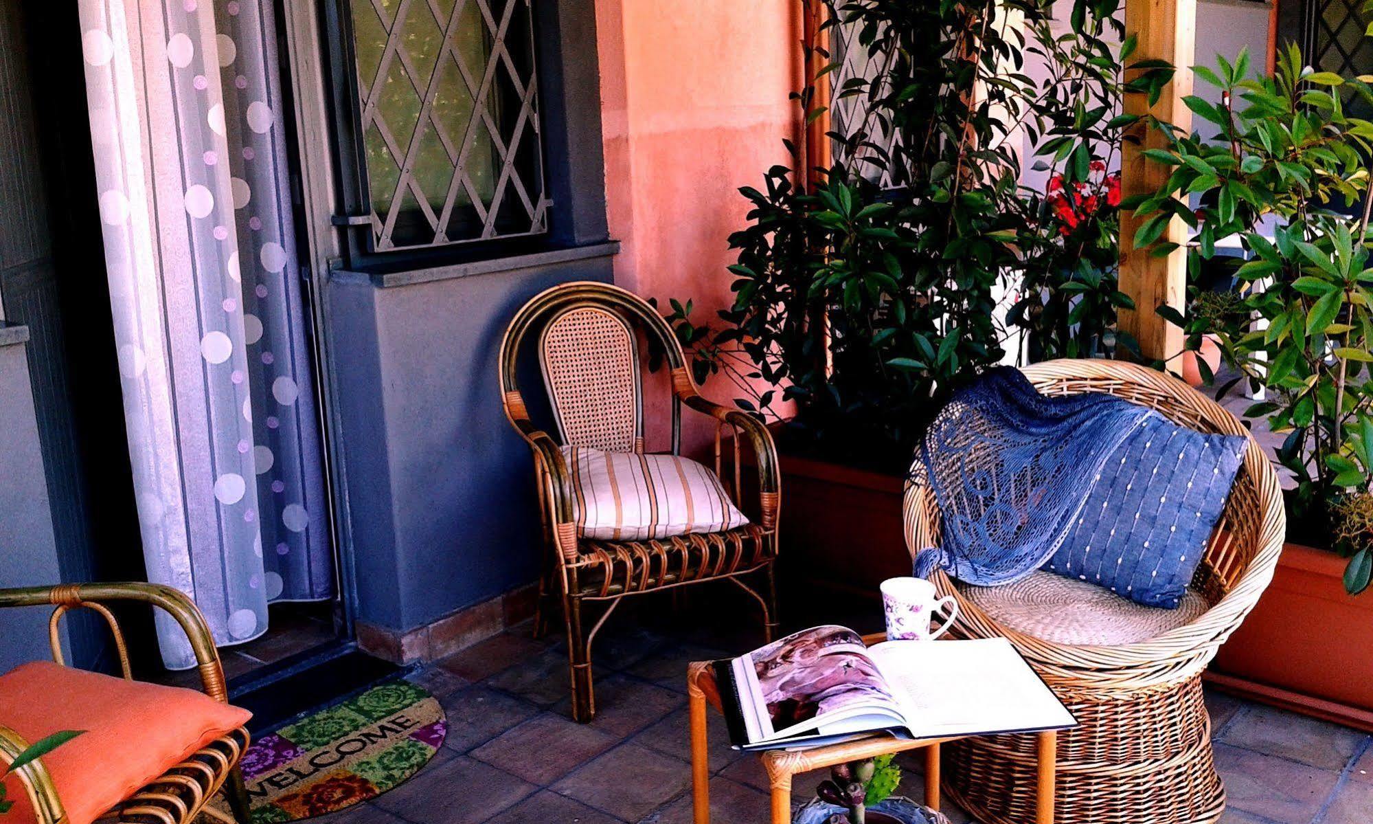 Nake Residenza Artistica Villa Sant'Alfio Ngoại thất bức ảnh